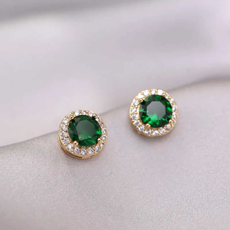 Conjunto de brincos e colar com pingente redondo de zircônia esmeralda