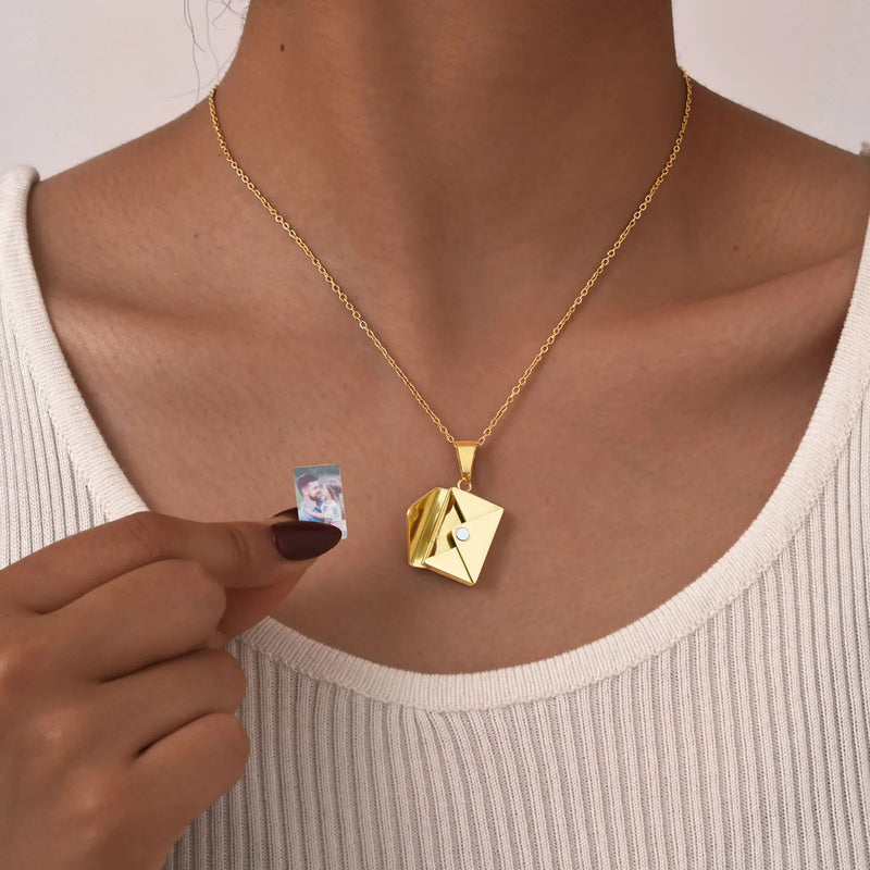 Para Sempre em Mim - Colar com medalhão de foto personalizado
