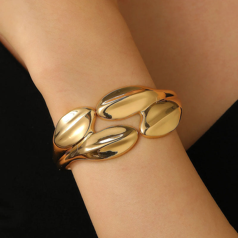 SYRA Bold
