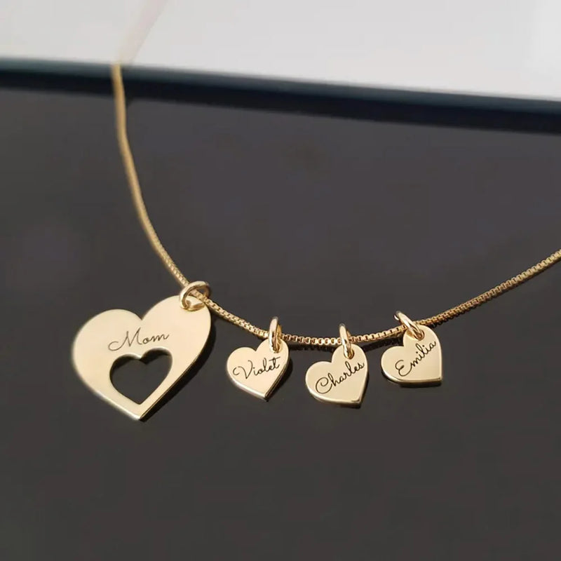 SYRA com Amor - Colar de corações com nome personalizado para mãe